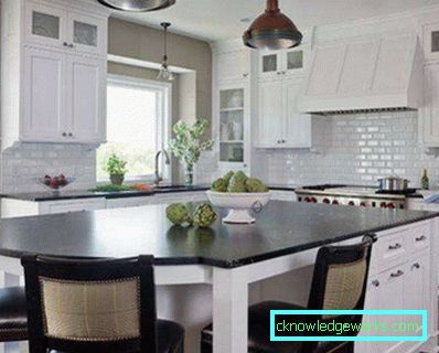Црно-бела кујна - фотографии на внатрешни дизајни и комбинација на бои