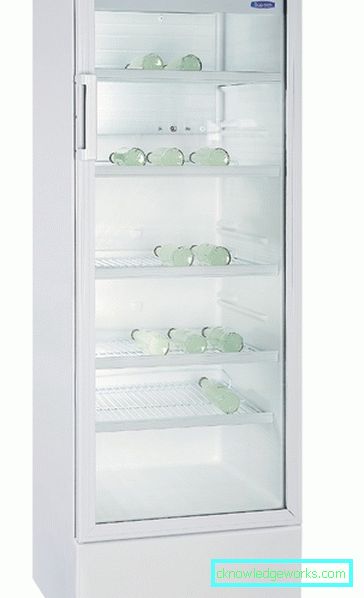 Бело стакло фрижидери