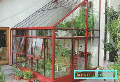 Како да се избере оптималната големина на стаклена градина?