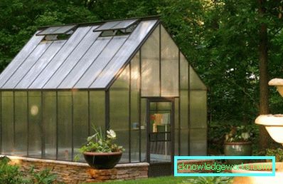 56-Поликарбонат стаклена градина со свој